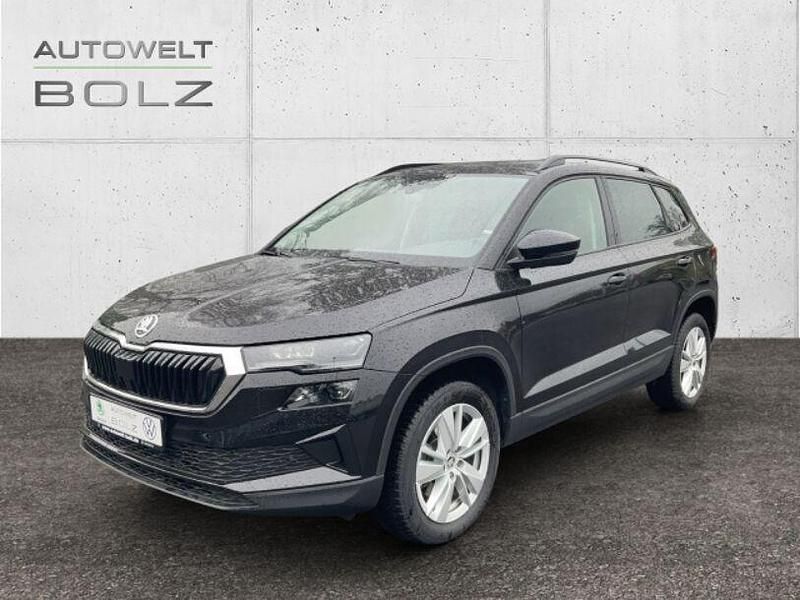 Schwarz Gebraucht 2024 Skoda Karoq Selection SUV | 29.590 € (Guter Preis) - Bild 1/4