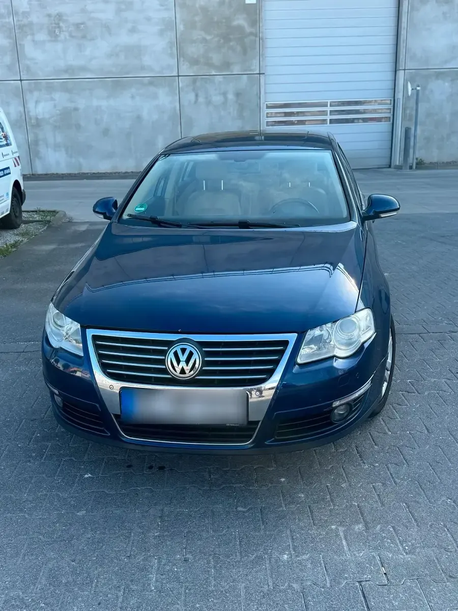 Gebraucht VW Passat 150 PS (110 kW) 2005 Blau Limousine