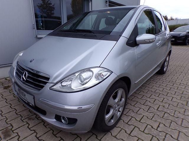 Silber Gebraucht 2005 Mercedes A180 Van / Kleinbus | 2.950 € (Fairer Preis) - Bild 1/3