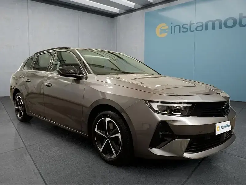 Gebraucht Opel Astra 131 PS (96 kW) 2025 Grau Kleinwagen