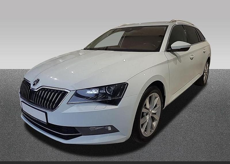 Gebraucht Skoda Superb Style 190 PS (139 kW) 2017 Weiß Limousine