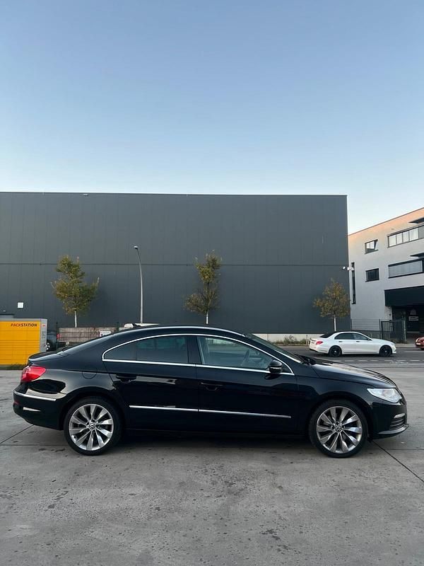 Gebraucht VW Passat 200 PS (147 kW) 2010 Schwarz Kleinwagen
