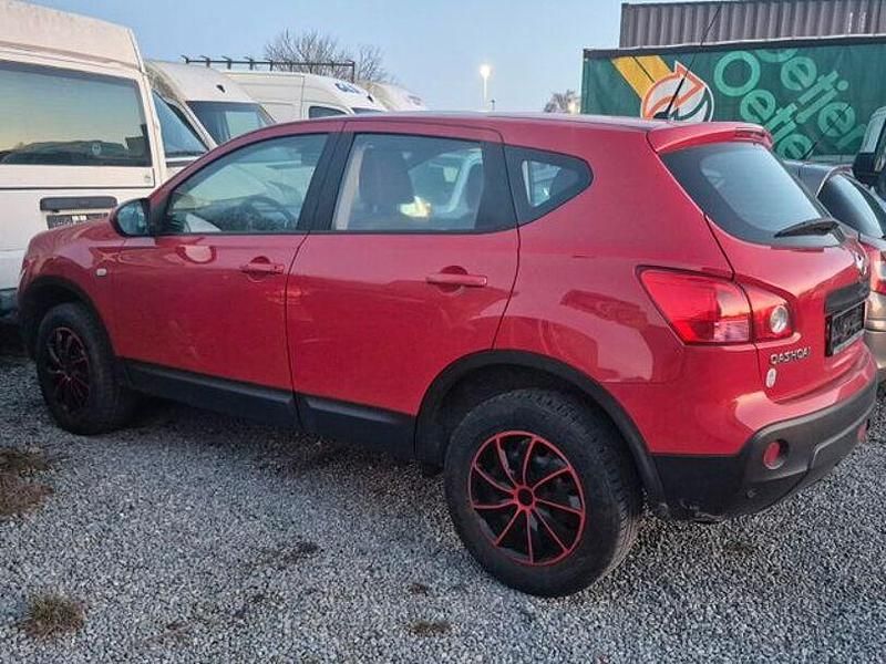 Gebraucht Nissan Qashqai Acenta 141 PS (103 kW) 2008 Rot SUV