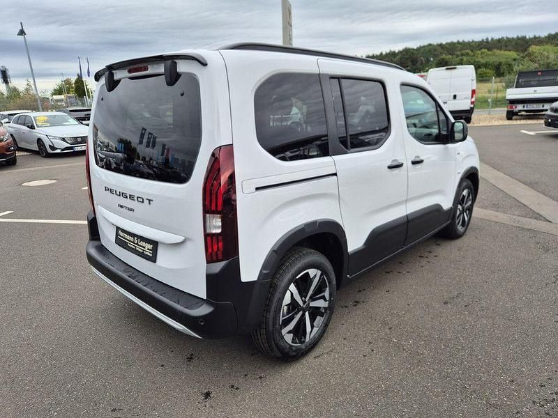 Neu Peugeot Rifter GT 131 PS (96 kW) 2025 Weiß Van / Kleinbus