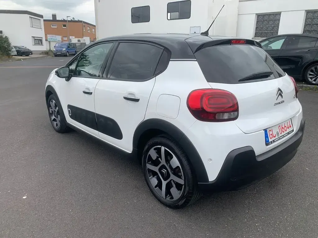 Gebraucht Citroën C3 Shine 110 PS (80 kW) 2019 Weiß Kleinwagen