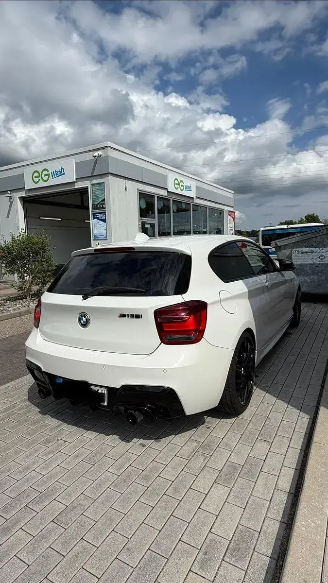 Gebraucht BMW M135 Performance 320 PS (235 kW) 2013 Weiß Kleinwagen