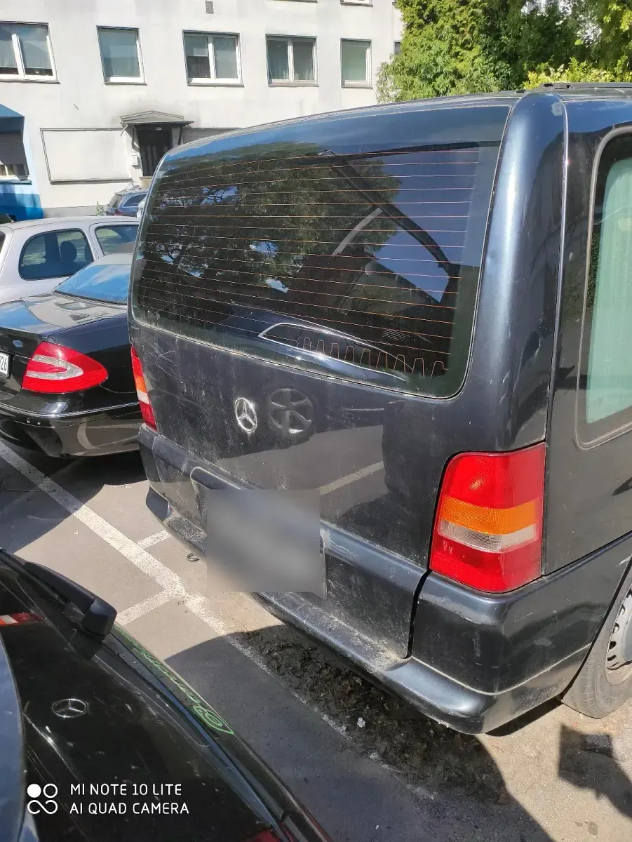Gebraucht Mercedes Vito 142 PS (104 kW) 2002 Schwarz Van