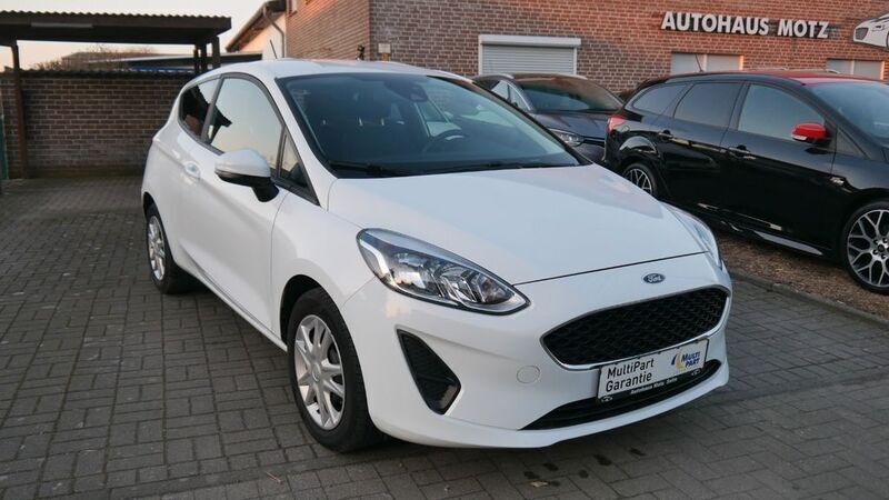 Weiß Gebraucht 2019 Ford Fiesta Trend Kleinwagen | 7.990 € (Fairer Preis) - Bild 1/4