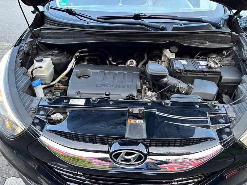 Gebraucht Hyundai ix35 Trend 116 PS (85 kW) 2015 Schwarz SUV