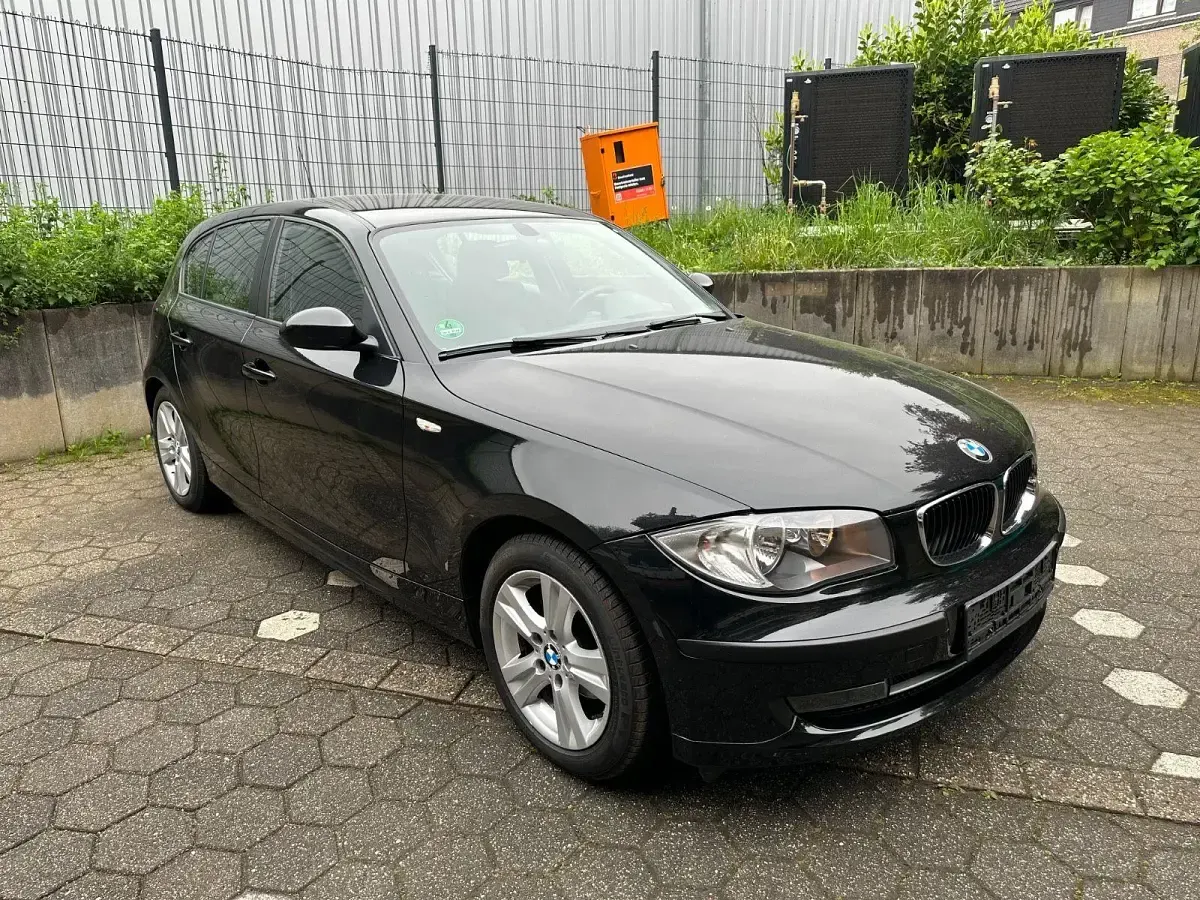 Używany BMW 116 116 KM (85 kW) 2007 Czarny Hatchback