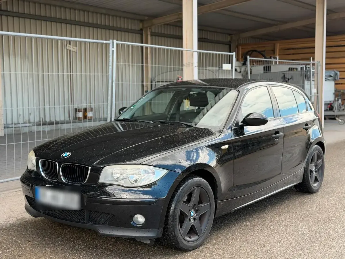 Gebraucht BMW 116 116 PS (85 kW) 2006 Schwarz Kleinwagen