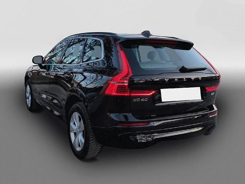 Gebraucht Volvo XC60 Core 197 PS (144 kW) 2023 Schwarz SUV
