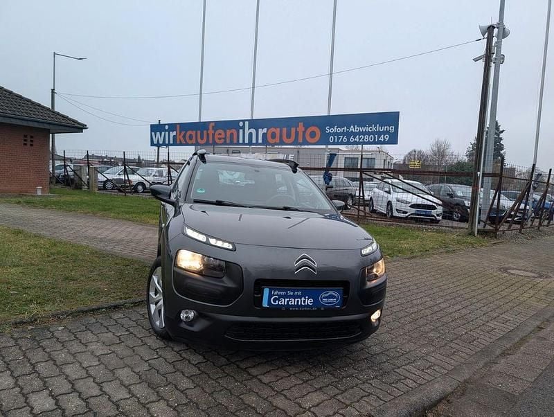 Grau Gebraucht 2015 Citroën C4 Feel SUV | 6.999 € (Fairer Preis) - Bild 1/4
