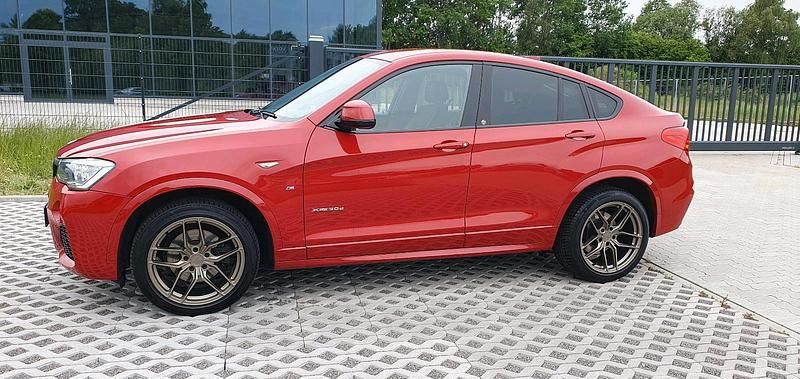 Gebraucht BMW X4 M Sport 258 PS (189 kW) 2015 Rot SUV