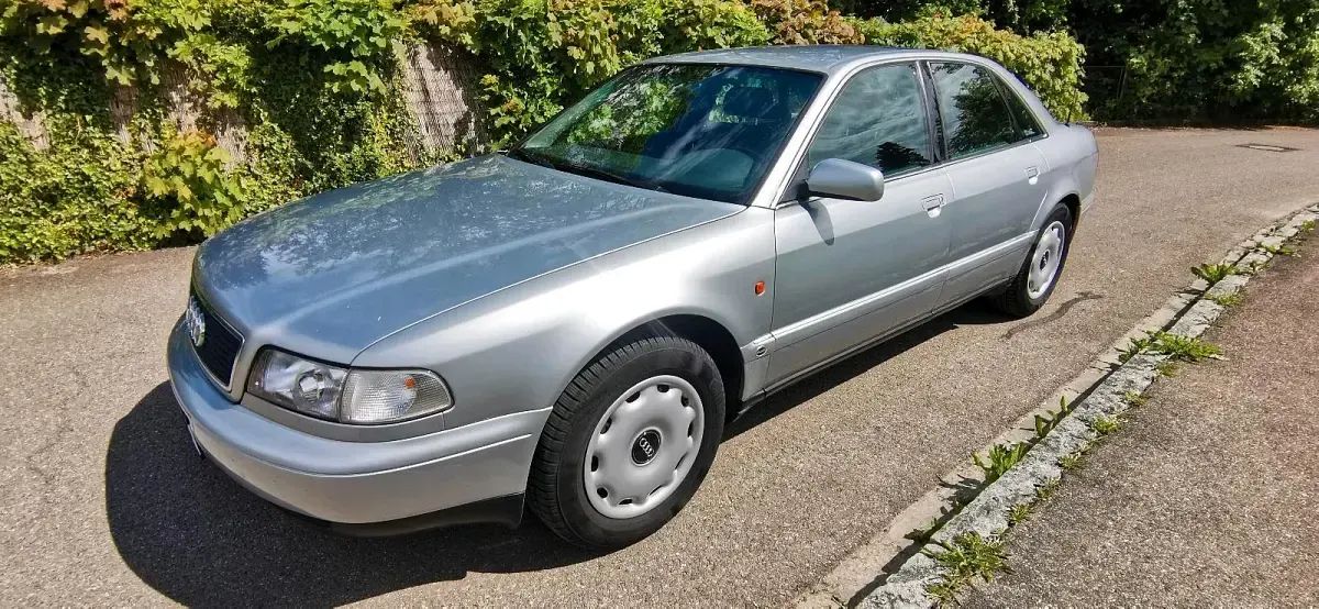 Gebraucht Audi A8 174 PS (127 kW) 1995 Silber Limousine