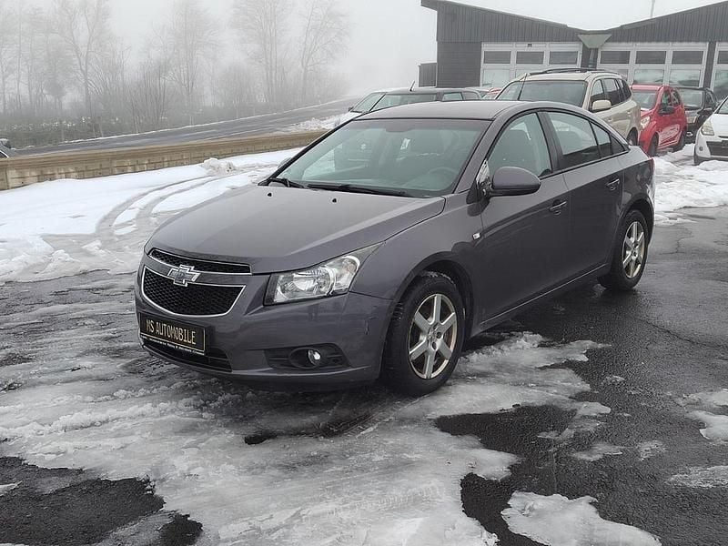 Gebraucht Chevrolet Cruze LT 163 PS (119 kW) 2012 Grau Limousine