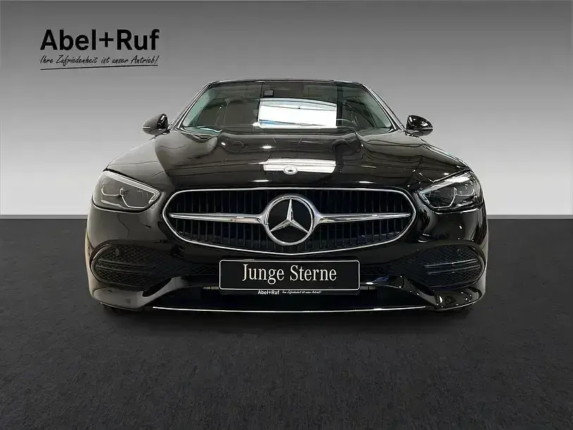 Gebraucht Mercedes C220 Avantgarde 197 PS (144 kW) 2025 Lack obsidianschwarz Limousine