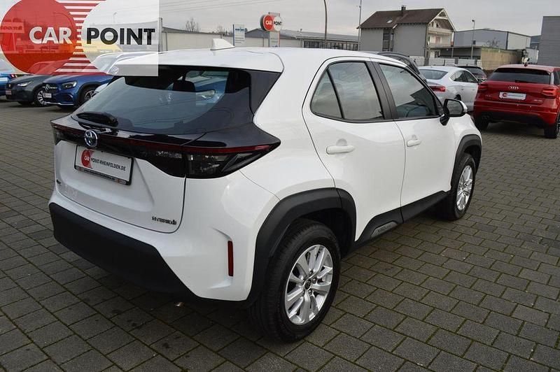 Gebraucht Toyota Yaris Cross Comfort 92 PS (67 kW) 2023 Weiß SUV