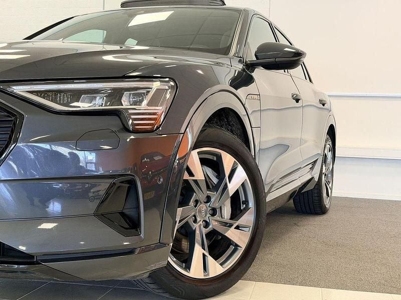 Gebraucht Audi e-tron Advanced Plus 300 kW (408 PS) 2019 Grau SUV