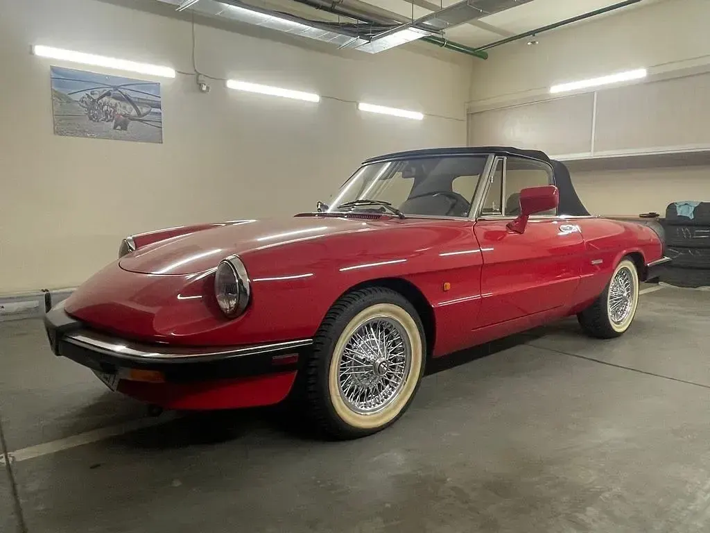 Gebraucht Alfa Romeo Spider 103 PS (75 kW) 1986 Rot Cabrio