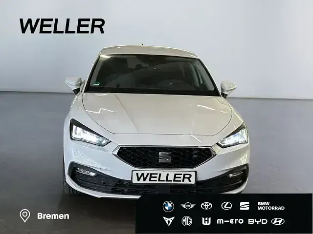 Gebraucht Seat Leon Style 150 PS (110 kW) 2024 Weiss Limousine