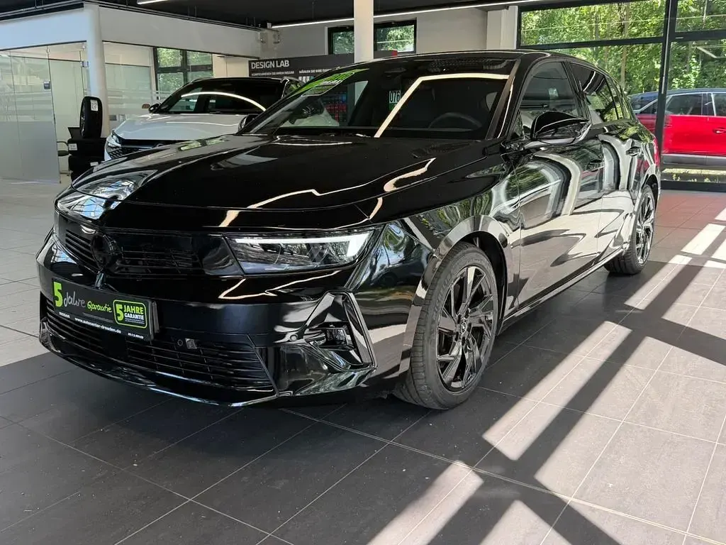 Gebraucht Opel Astra GS Line 181 PS (133 kW) 2023 Schwarz Kleinwagen