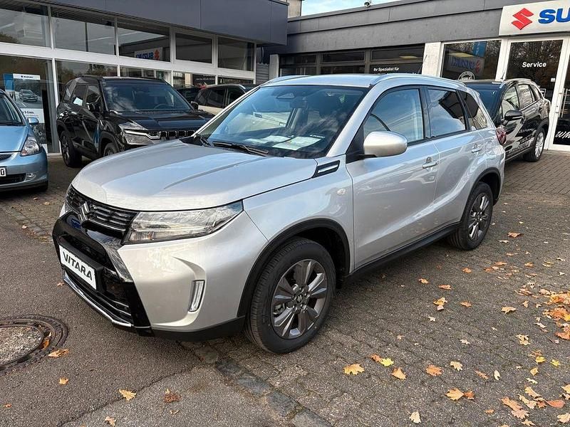 Silber Neu 2025 Suzuki Vitara Comfort SUV | 22.780 € (Guter Preis) - Bild 1/4
