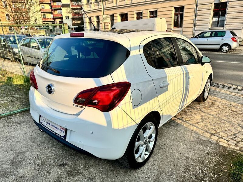 Gebraucht Opel Corsa Color Edition 116 PS (85 kW) 2016 Weiß Kleinwagen
