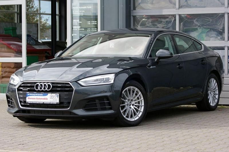 Grau Gebraucht 2019 Audi A5 Sportback Sport Kleinwagen | 29.800 € (Etwas zu teuer) - Bild 1/4