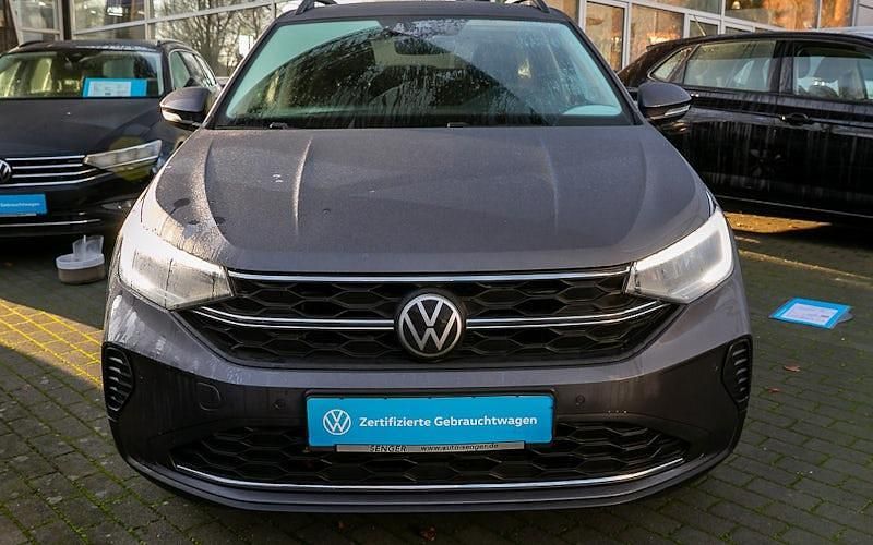 Gebraucht VW Taigo Move 110 PS (80 kW) 2023 Grau SUV