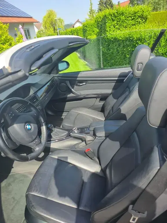 Gebraucht BMW 325 Cabriolet 218 PS (160 kW) 2009 Weiß Cabrio