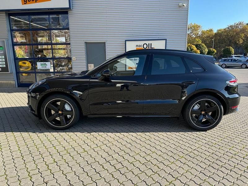 Gebraucht Porsche Macan Turbo 441 PS (324 kW) 2019 Schwarz SUV
