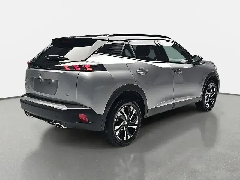 Gebraucht Peugeot 2008 GT 131 PS (96 kW) 2023 Grau SUV