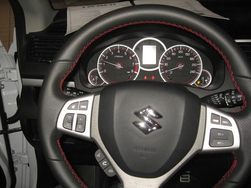 Gebraucht Suzuki Swift Sport 136 PS (100 kW) 2016 Wei (metallic) Kleinwagen