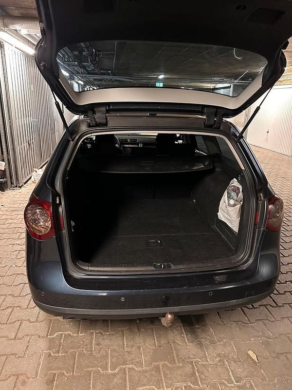 Gebraucht VW Passat 140 PS (102 kW) 2007 Grau Kombi