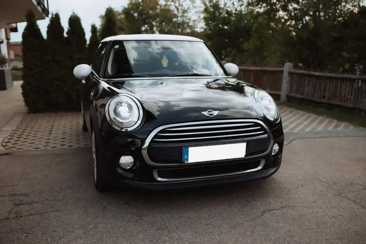 Gebraucht Mini Cooper D Chili 116 PS (85 kW) 2015 Schwarz Kleinwagen