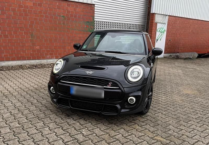 Gebraucht Mini John Cooper Works 192 PS (141 kW) 2020 Schwarz Kleinwagen
