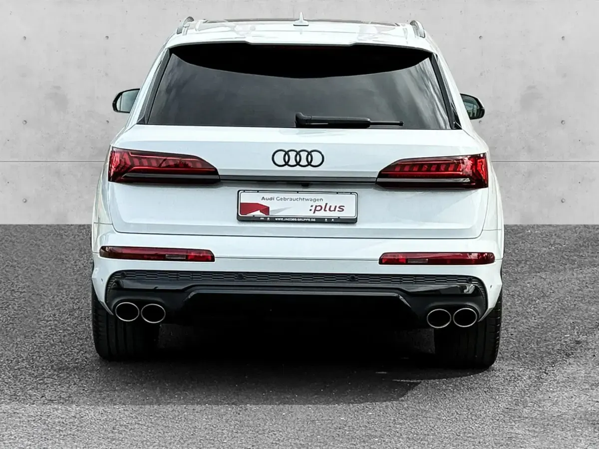 Gebraucht Audi SQ7 Ambiente 507 PS (372 kW) 2021 Gletscherweiß metallic SUV