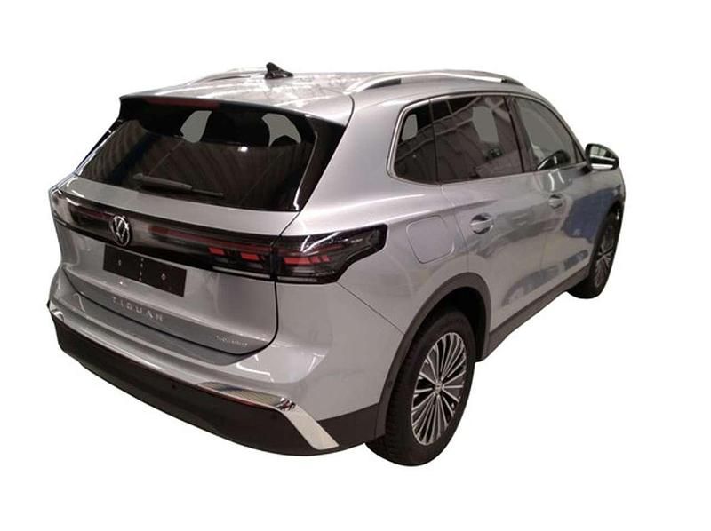 Gebraucht VW Tiguan Elegance 272 PS (200 kW) 2025 Oyster silver SUV