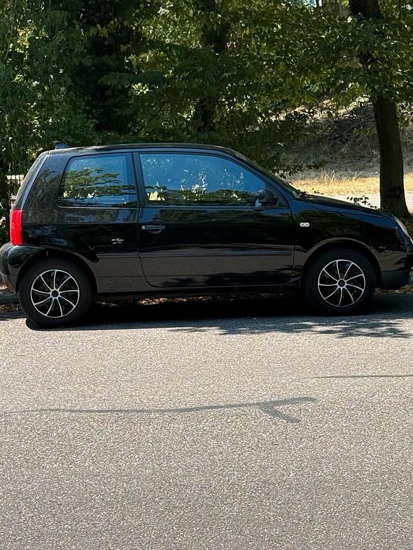 Schwarz Gebraucht 2005 VW Lupo Kleinwagen | 1.100 € (Fairer Preis) - Bild 1/3