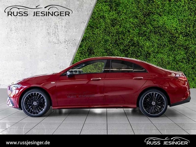 Gebraucht Mercedes CLA250e AMG line 218 PS (160 kW) 2025 Rot Limousine