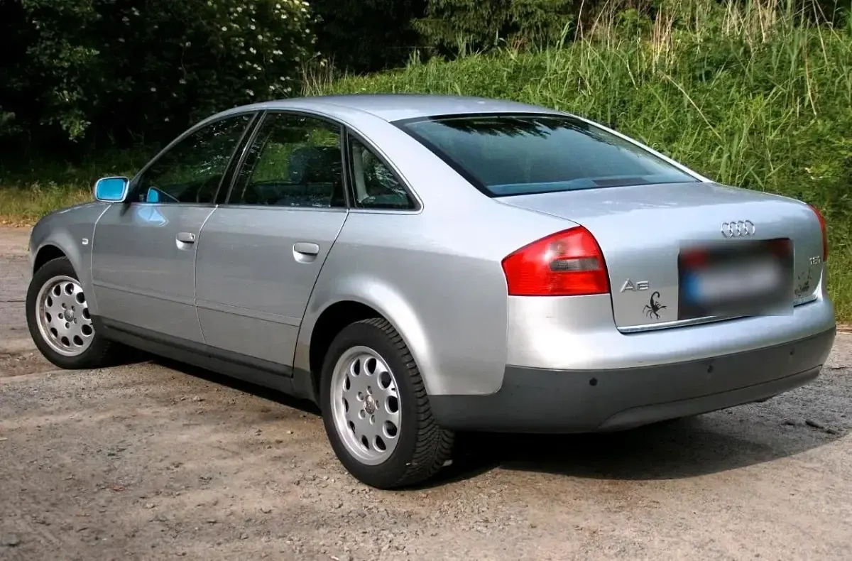 Gebraucht Audi A6 150 PS (110 kW) 2000 Silber Limousine