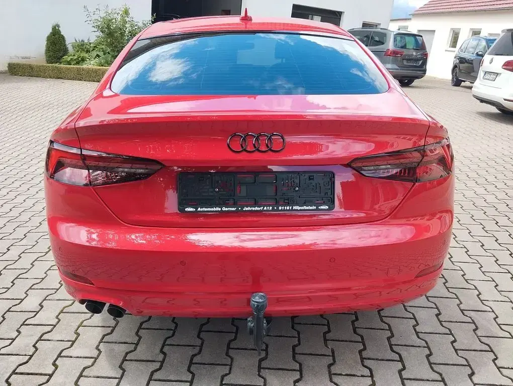Gebraucht Audi A5 Sportback Sport 190 PS (139 kW) 2020 Rot Kleinwagen