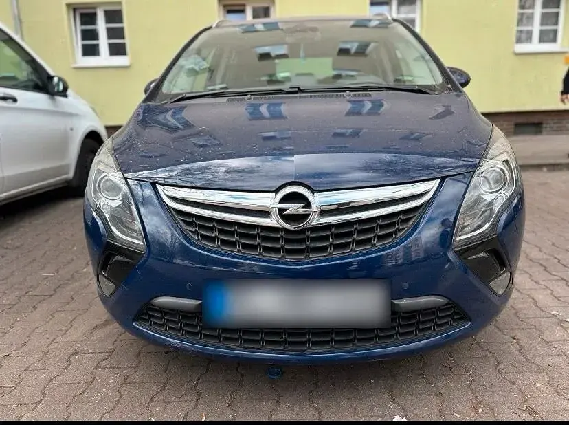Usata Opel Zafira 140 CV (102 kW) 2012 Blu Monovolume
