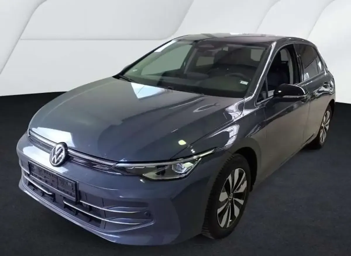 Gebraucht VW Golf VIII Goal 150 PS (110 kW) 2025 Grau Limousine