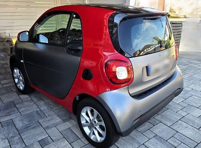 Gebraucht Smart ForTwo Coupé Passion 72 PS (52 kW) 2017 Andere farben Coupé