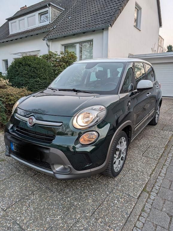 Gebraucht Fiat 500L Trekking 95 PS (69 kW) 2016 Grün Van / Kleinbus