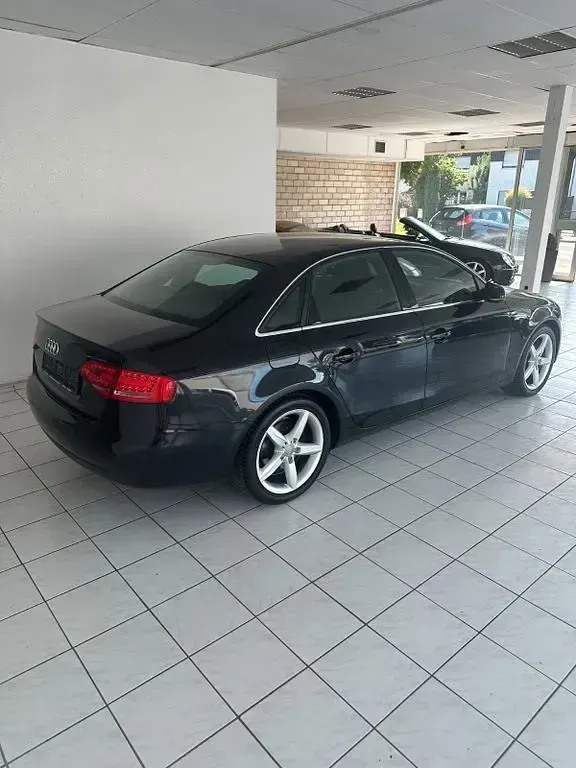 Gebraucht Audi A4 S-Line 160 PS (117 kW) 2009 Schwarz Limousine