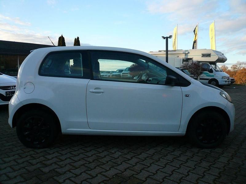 Gebraucht Skoda Citigo Active 60 PS (44 kW) 2015 Weiß Kleinwagen