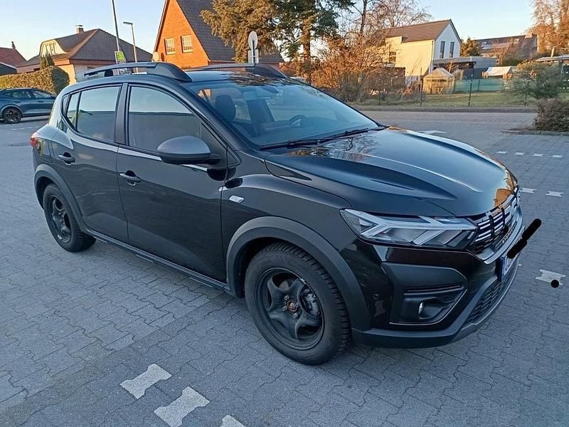 Gebraucht Dacia Sandero Expression 101 PS (74 kW) 2023 Schwarz Limousine